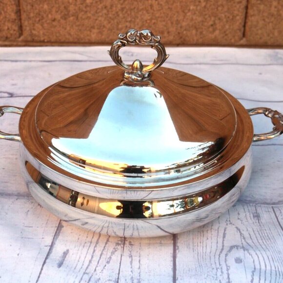 ENGLISH SILVER MFG CORP USA BY LEONARD FOOTED CASSEROLE DISH WITH LID - Picture 2 of 16